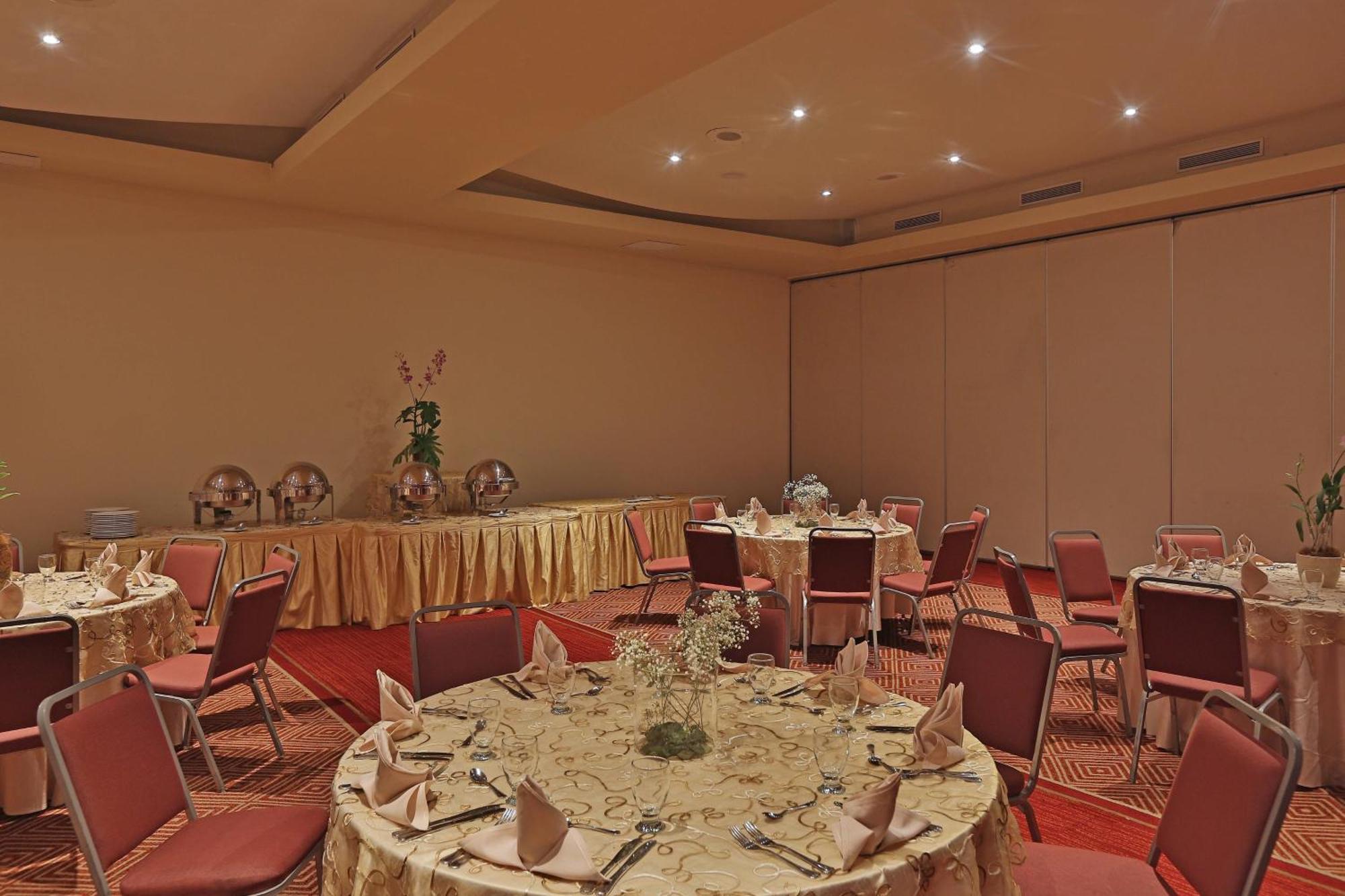 Courtyard By Marriott Panama Multiplaza Mall Dış mekan fotoğraf