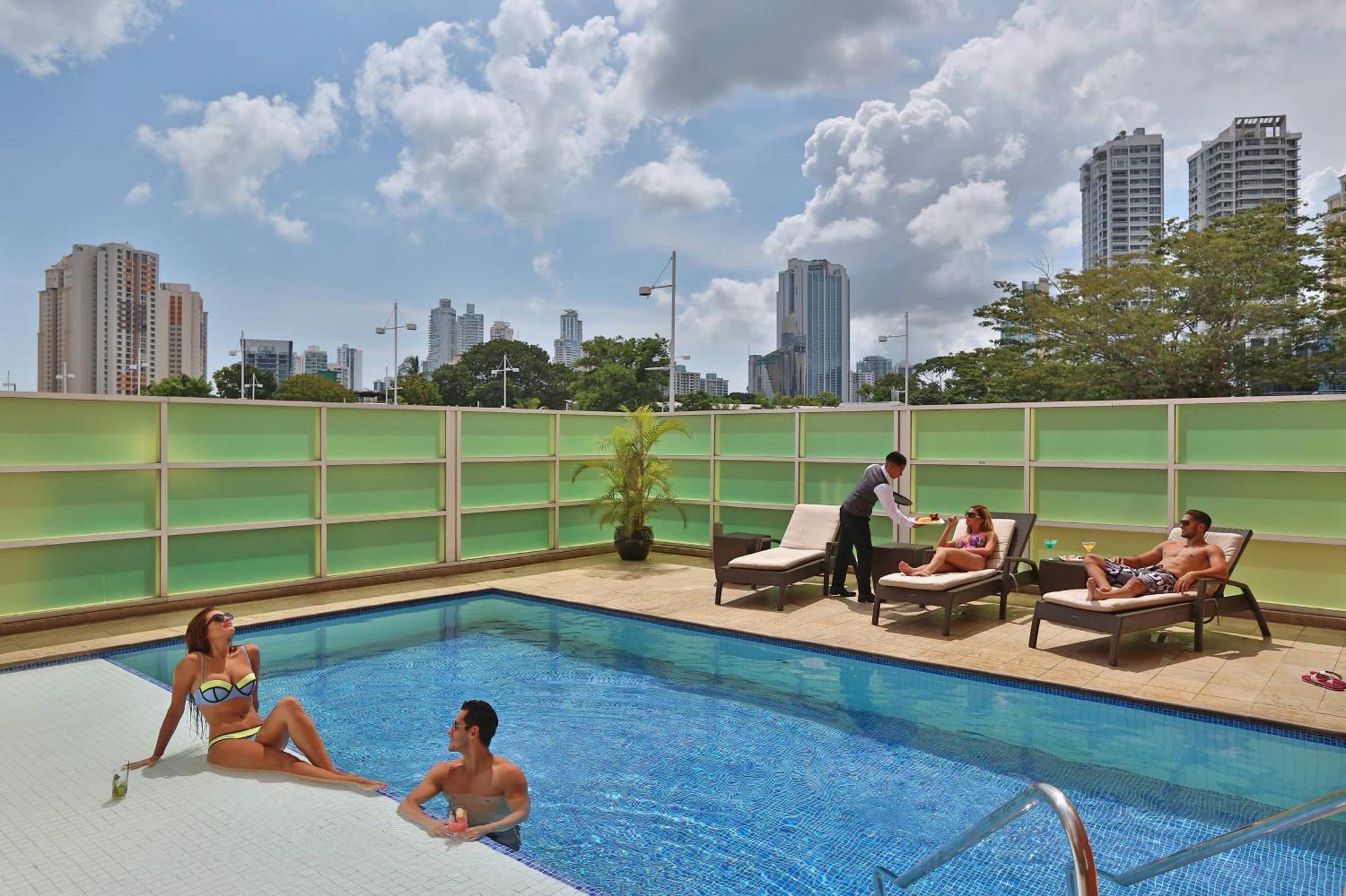 Courtyard By Marriott Panama Multiplaza Mall Dış mekan fotoğraf