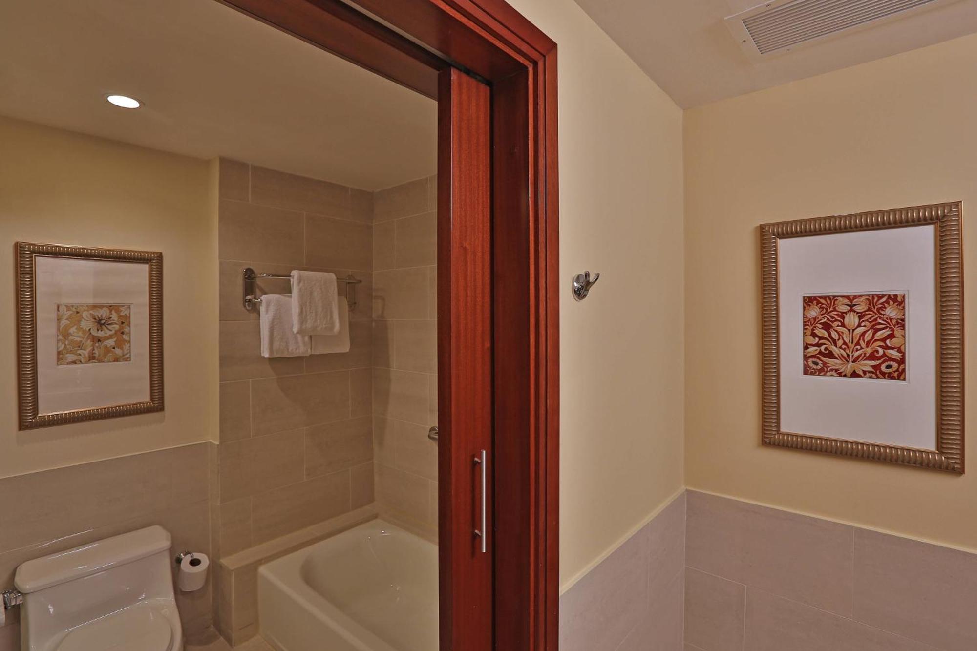 Courtyard By Marriott Panama Multiplaza Mall Dış mekan fotoğraf