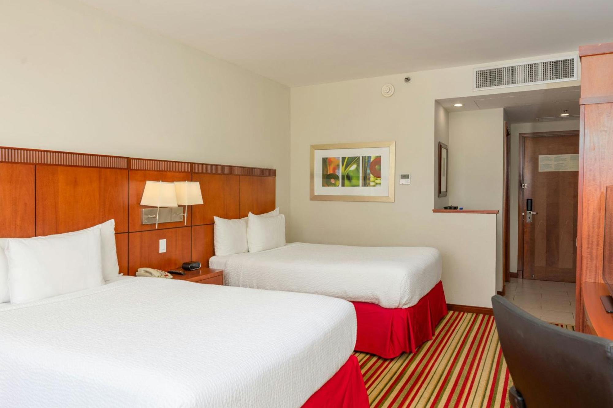 Courtyard By Marriott Panama Multiplaza Mall Dış mekan fotoğraf