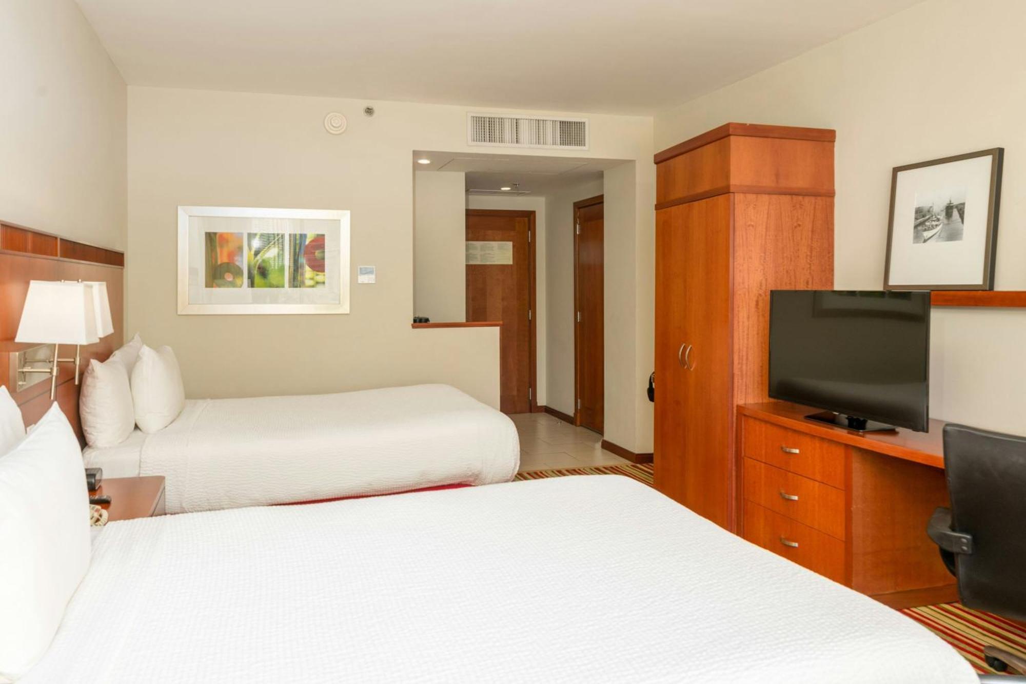 Courtyard By Marriott Panama Multiplaza Mall Dış mekan fotoğraf