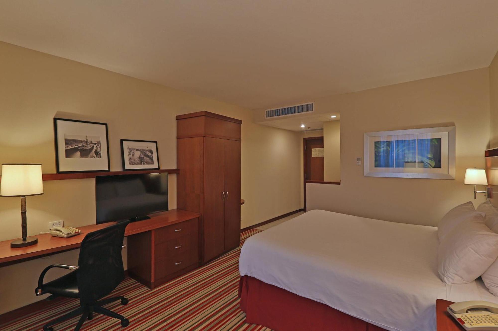 Courtyard By Marriott Panama Multiplaza Mall Dış mekan fotoğraf